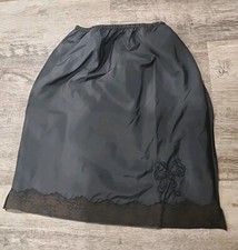 Vintage Bali Half Slip Med Av Black W/ Lace Side Slits ILGWU 50/50 Poly/Dacron