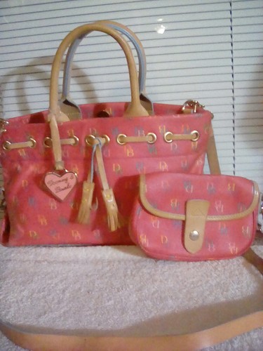 DOONEY & BOURKE HANDTASCHE PINK SIGNATURE 👜 & ARMBAND