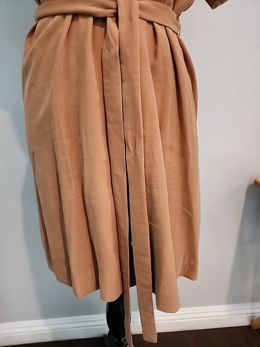 BCBGeneration Contrast Wrap Short Sleeve Caramel Button Down Dress Size M B-13 - Picture 3 of 11