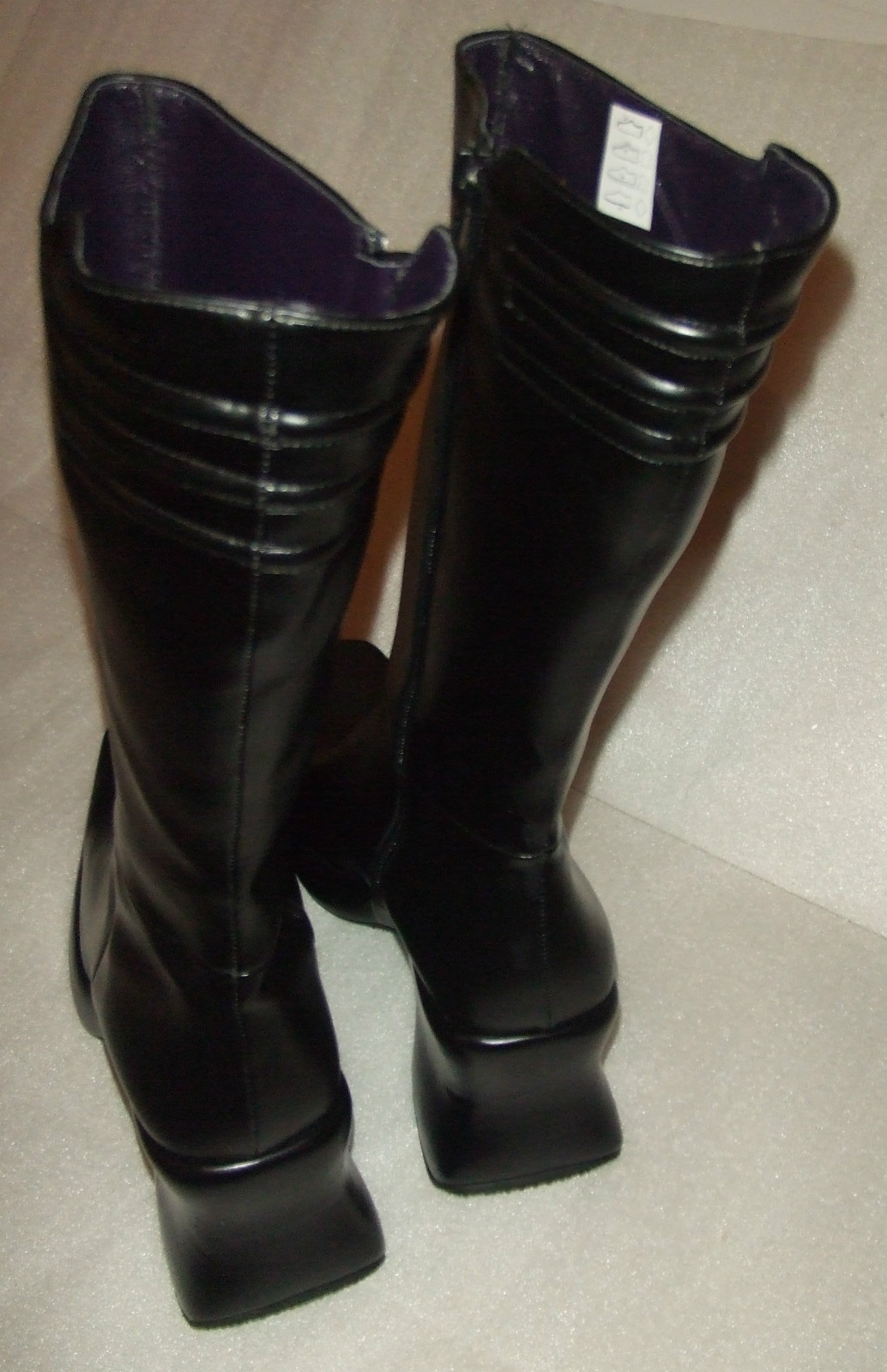 Picture 9 of 12