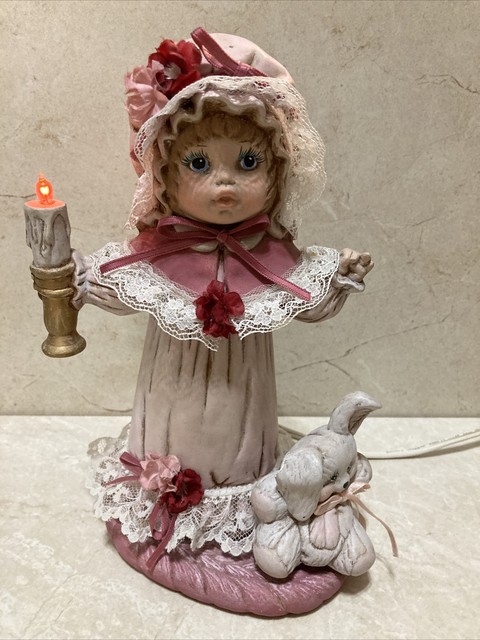 Vintage Child Ceramic Night Lite Mauve and Pink. Hand Painted ! Vintage Child Ceramic Night Lite Mauve and Pink. Hand Painted !