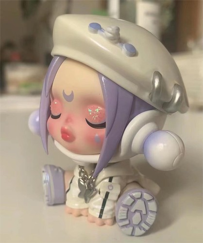 Skullpanda City of Night Series BlindBox Confirmed Figure Meditator - Picture 3 of 5