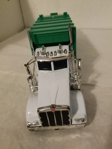 Camión de basura Ray Kenworth W900 blanco y verde 1/32 nuevo, Foto 3 de 4