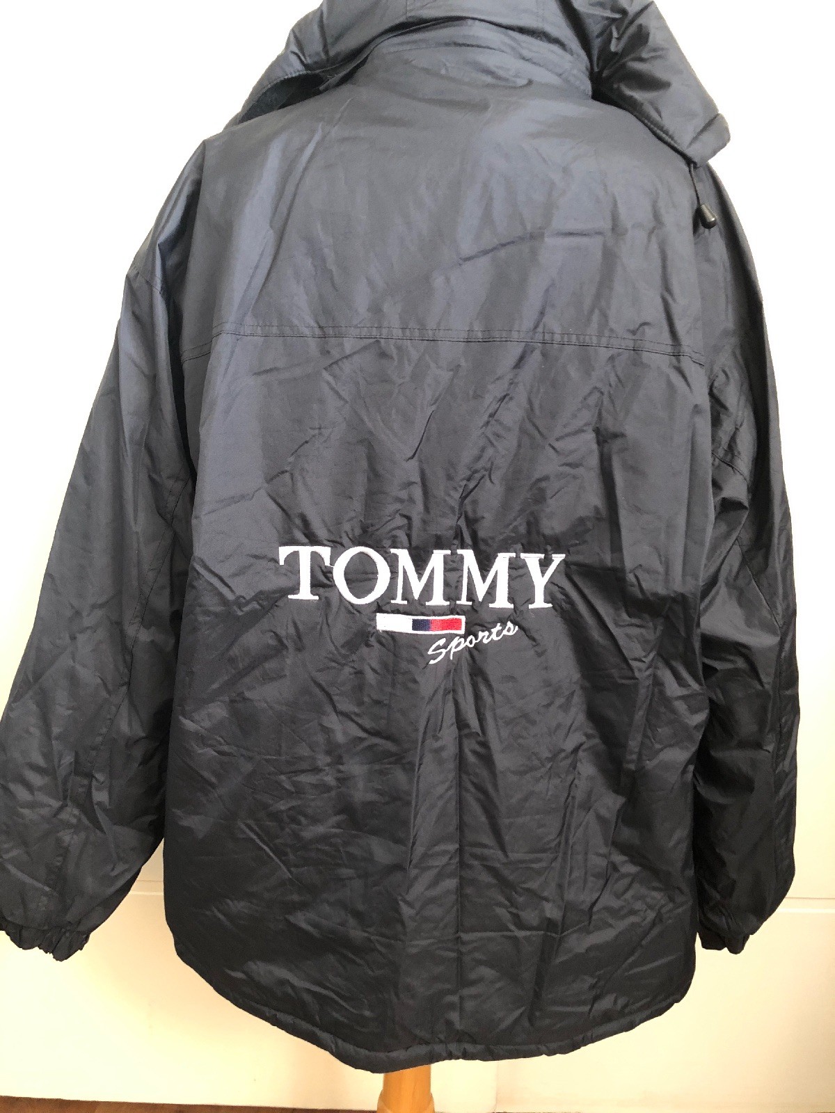 gå på arbejde Nord Ansættelse Kenpo Tommy Hilfiger Sz L black Tommy Sports Windbrea… - Gem