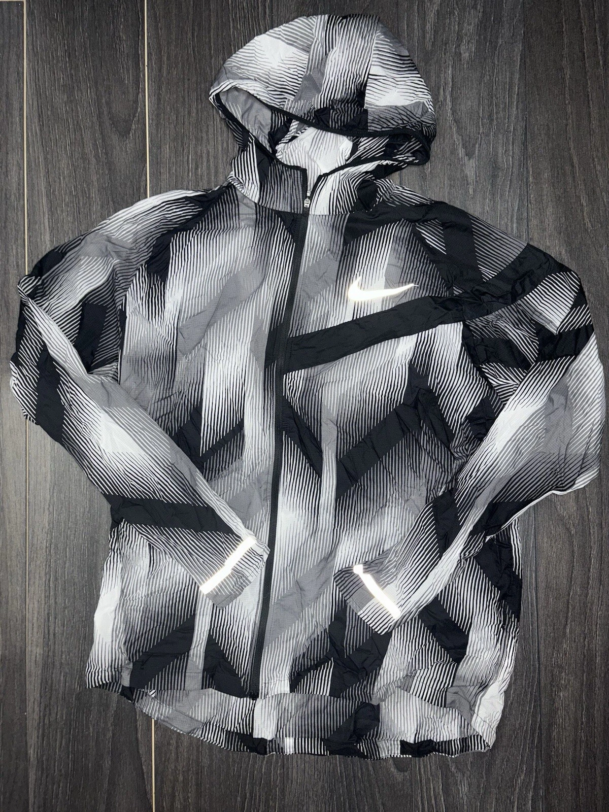 nike windrunner jacket