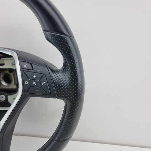 Mercedes C Class W204 Leather Steering Wheel 05/2011-07/2014 - Picture 6 of 19