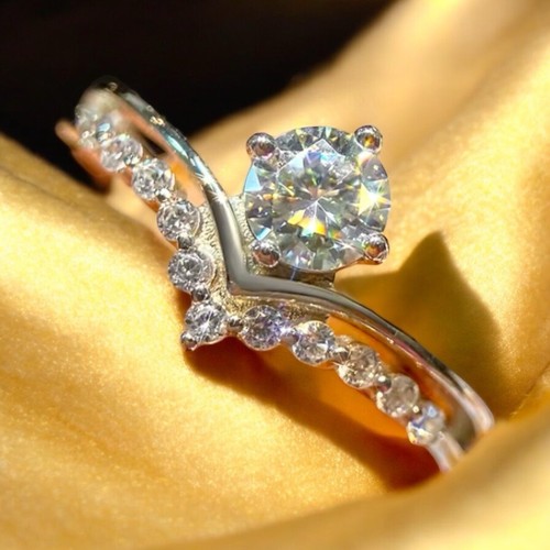 Anillo de compromiso de boda de plata de ley 925 de moissanita de 0,5 quilates para mujer talla 7 - Imagen 14 de 18