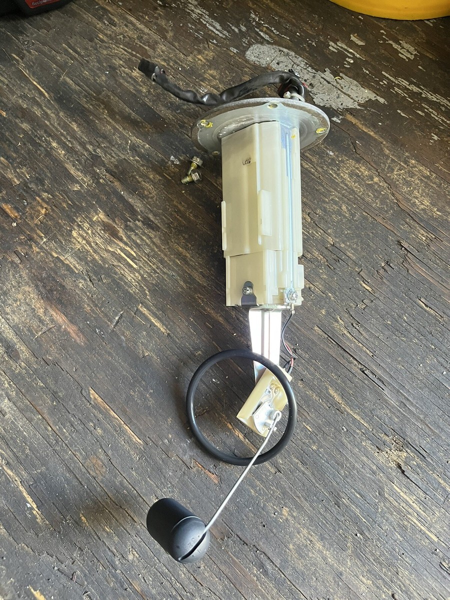 Kawasaki ER-6N Ex650 Ninja 650 2012 - 2016 Fuel Pump OEM 49040-0706