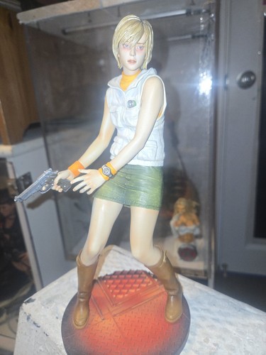 Silent Hill 3 Heather 1/6 Scale pvc Figure by GECCO