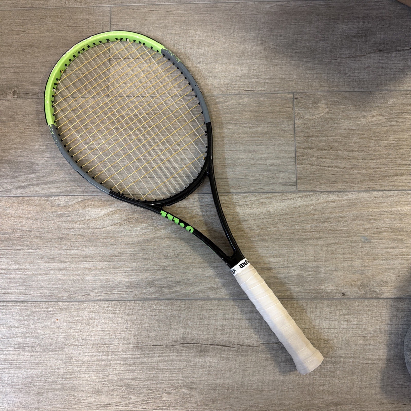 WILSON BLADE PRO 98 V7 V7.0 16X19 TENNIS RACQUET 4 3/8