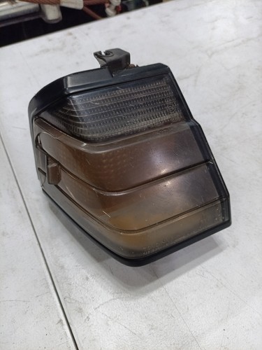 84-85 Toyota Celica RA64 RA65 Corner Turn Signal Light Lamp Assembly RH Pass OEM