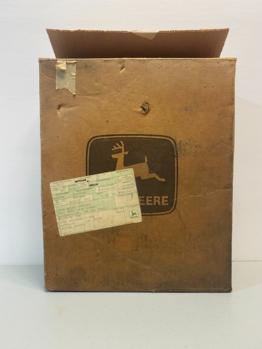 John Deere Oil Pan Crank Case Cover M118831 12PB 12SB 14PB 14PZ 14SB 14PT NOS - Picture 13 of 15