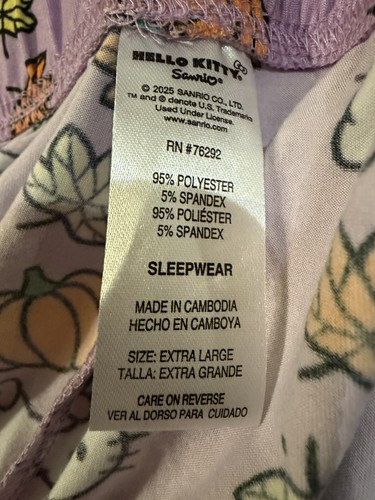 Hello Kitty Halloween Pajama Set XL Sanrio Pumpkins & Leaves Purple Sleepwear - Picture 6 of 7