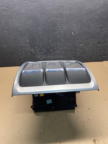 2007 - 2012 GMC Acadia A/C Heater Climate Control Radio Panel Bezel OEM Q6927 DG - Picture 4 of 9