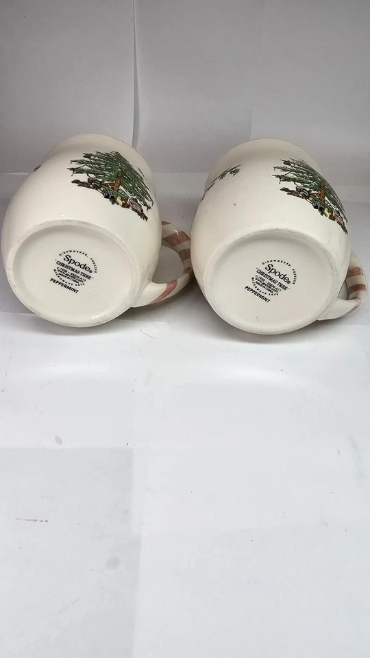 Pair of Spode Christmas Tree Mugs With Peppermint Candy Stripe Handles - Image 4 of 4