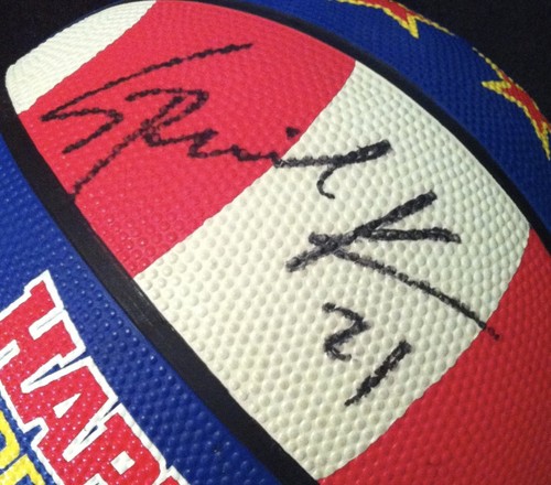 Harlem Globetrotters basketball signed by "Special K" - Picture 6 of 6