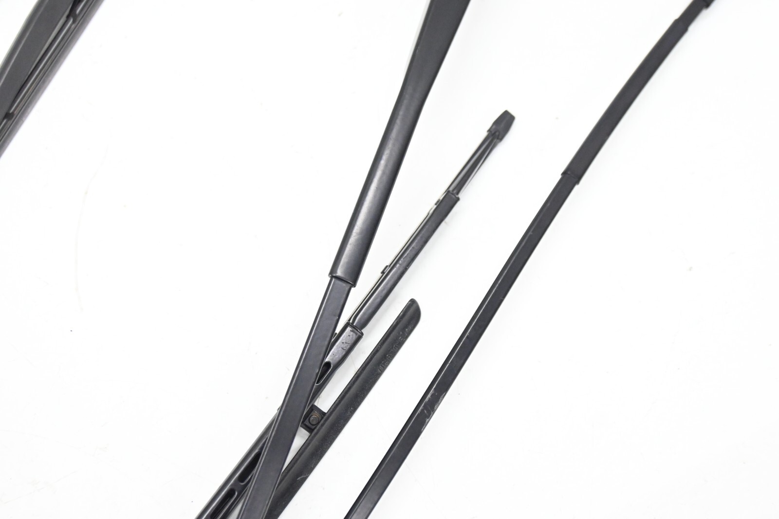 ⭐ 03-12 Maserati Quattroporte Front Windshield Wiper Blade Arm Set 31k Oem
