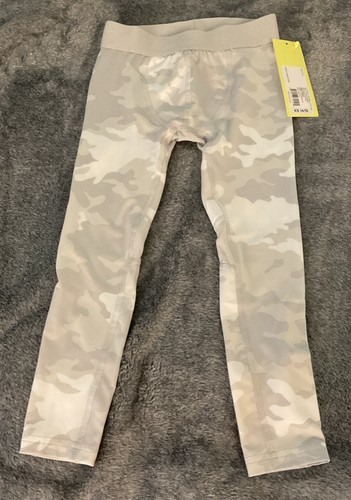 NEW All In Motion Fitted Tights Lot of 2 Boy’s Sz XS 4/5 Gray Pattern Activewear - Picture 3 of 3