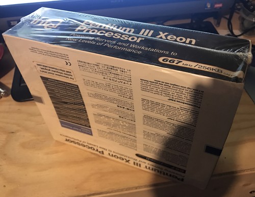 NEW - BX80526KZ667256SL3ST Pentium® III Xeon® Processor 667 MHz, 256KB Cache - Picture 6 of 12