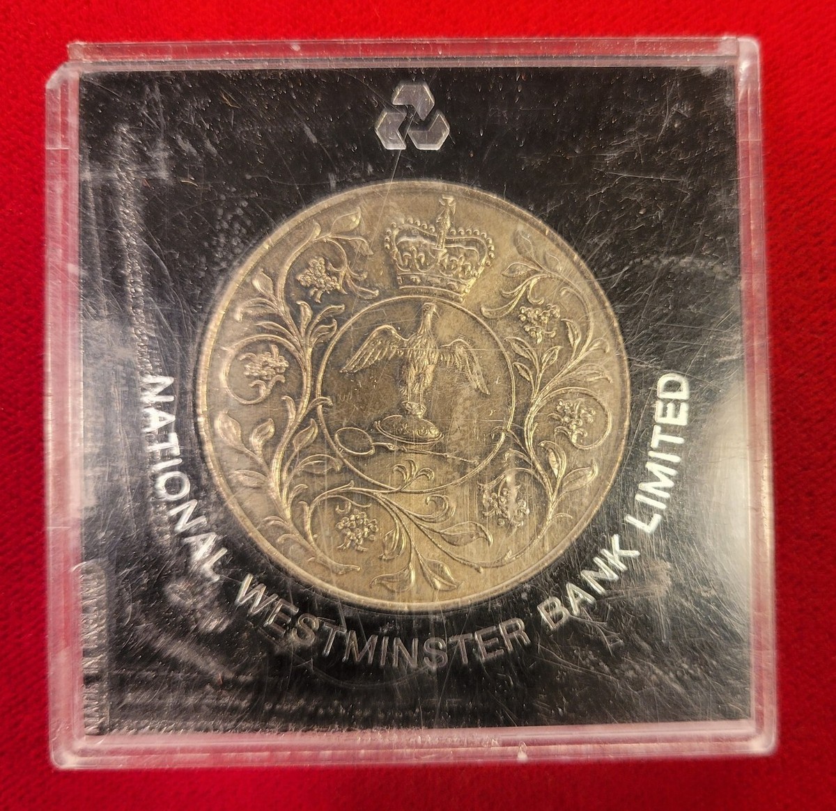 新国誠一works 1952-1977 新国誠一 works 1952-1977 1952-1977 HER MAJESTY QUEEN