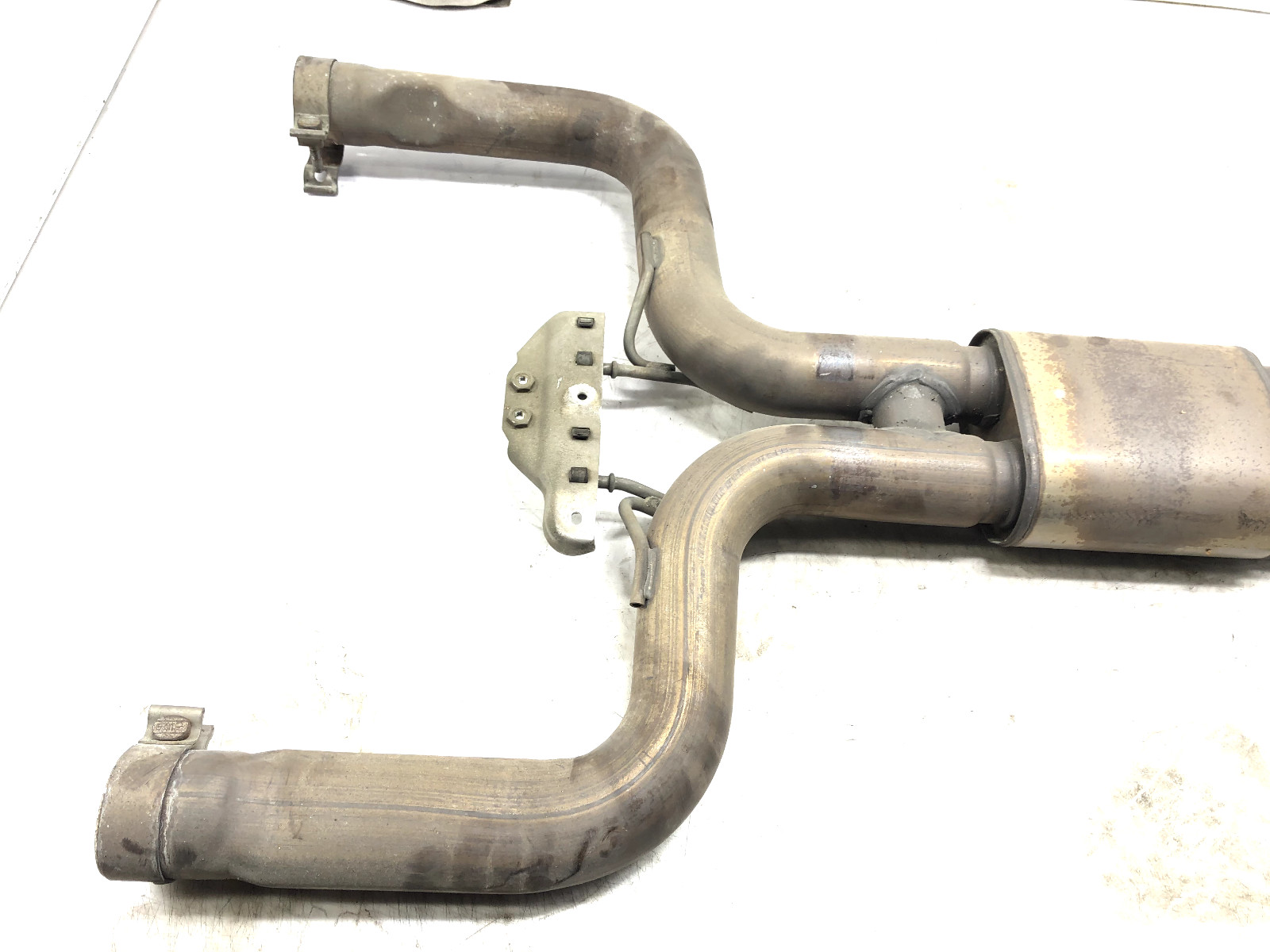 2014-2017 MASERATI 3.0L Q4 QUATTROPORTE EXHAUST MID PIPE X-PIPE RESONATOR OEM.