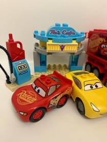 LEGO DUPLO 10846 &ndash; Disney Pixar Cars 3: Flo&rsquo;s Caf&eacute; (2017) &ndash; COMPLETE &ndash; No Box