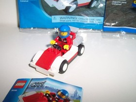 Lego City Racing Car & Driver Set 30150 & Sports Car & Driver Set 30349 Lot