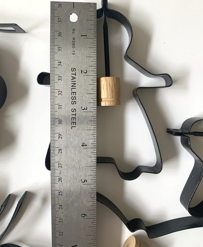 Lote de 6 anillos para panqueques / moldes para huevos, cortadores de galletas de metal con asas de madera antiadherentes - Imagen 4 de 5