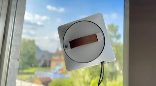 Windows Cleaning Robotic vaccums, Modern Design, 4 Additional Cloth Mops, Rem...