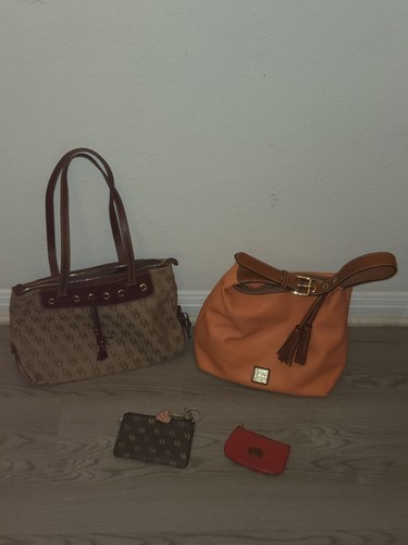 Vintage Dooney & Bourke Handbag & Wristlet Lot of 4 Women's Purse Shoulder Bag - Picture 11 of 11