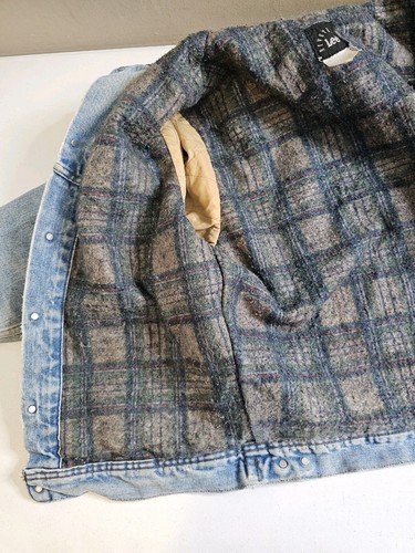 Vintage Lee Riveted Blanket Lined Jean Jacket Size M Medium Denim Work Trucker - Picture 13 of 15