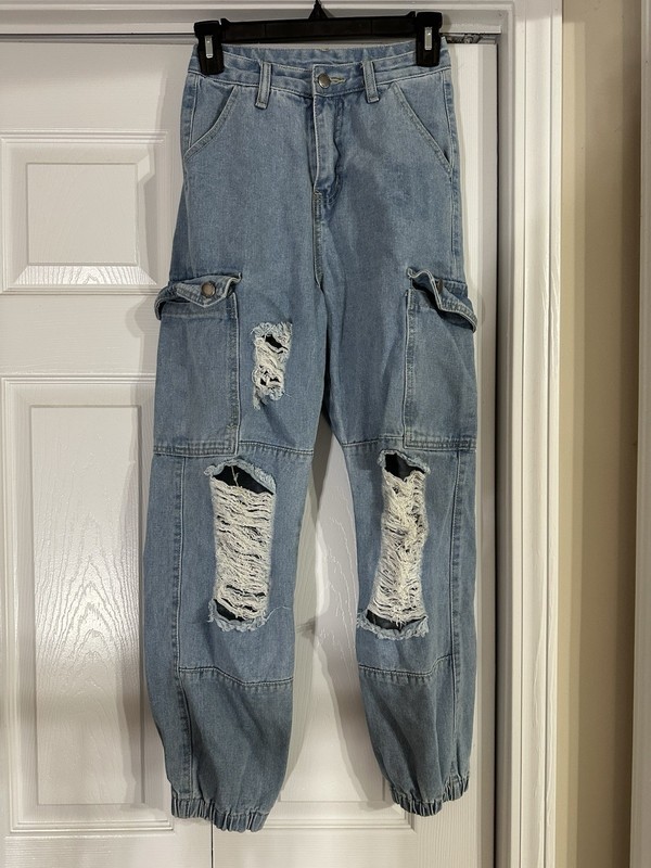 Shein Juniors Jeans Size XS Cuffed At The Ankles Distressed Light Wash