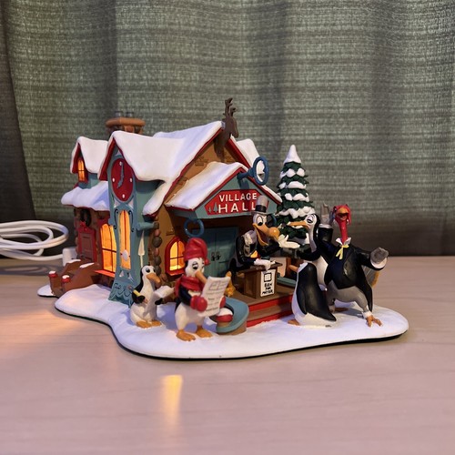 Danbury Mint Disney Winter Wonderland North Pole Village Hall In Box Christmas - 第 1/24 張圖片