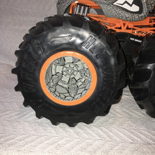 NO REMOTE New Bright Hot Wheels Rhinomite 1:10 Radio Control 4WD Monster Truck - Picture 11 of 22