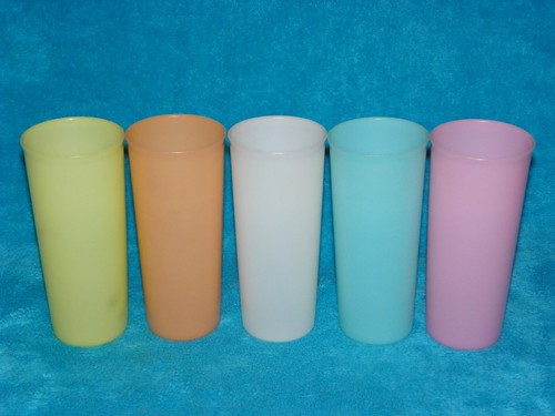 Cool! Lot- 6 Tupperware 7 oz TUMBLERS 109 BLUE Green RED Yellow Cups/Glasses - Picture 7 of 12