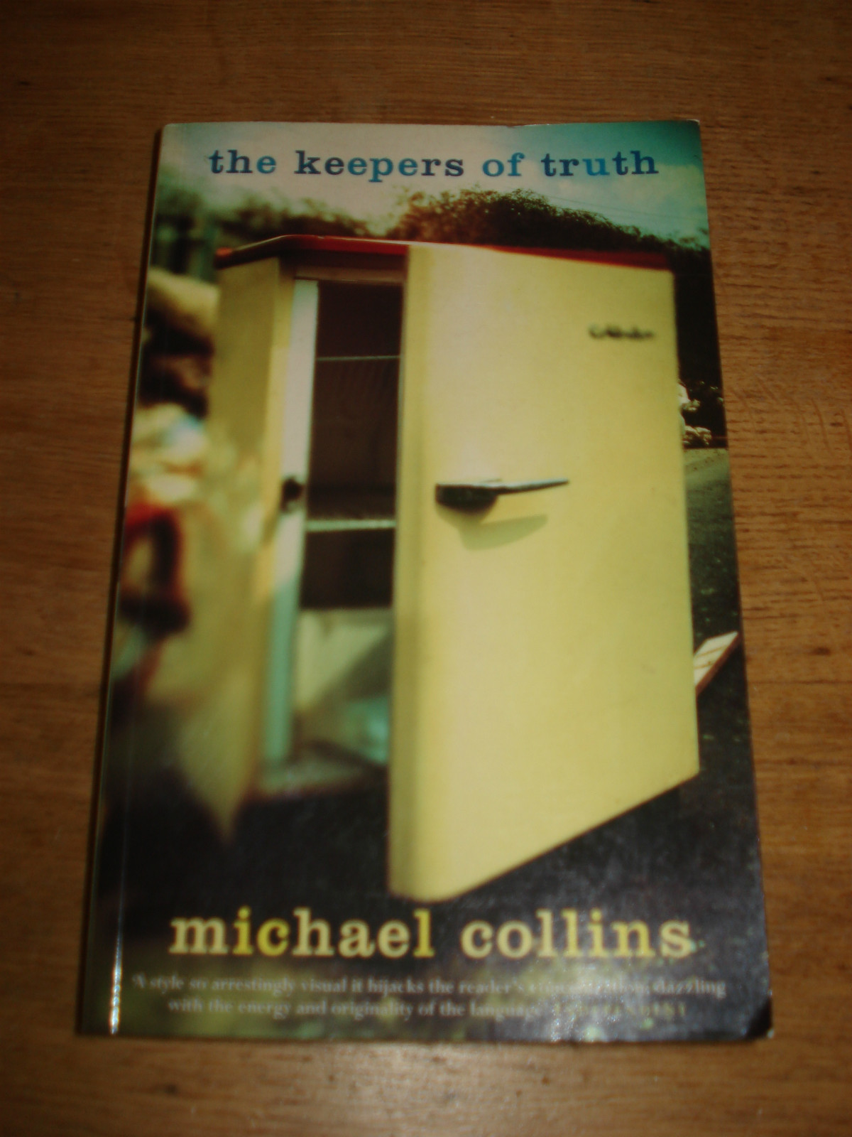 The Keepers of Truth,MICHAEL COLLINS,SIGNED COPY,PAPERBACK 2000