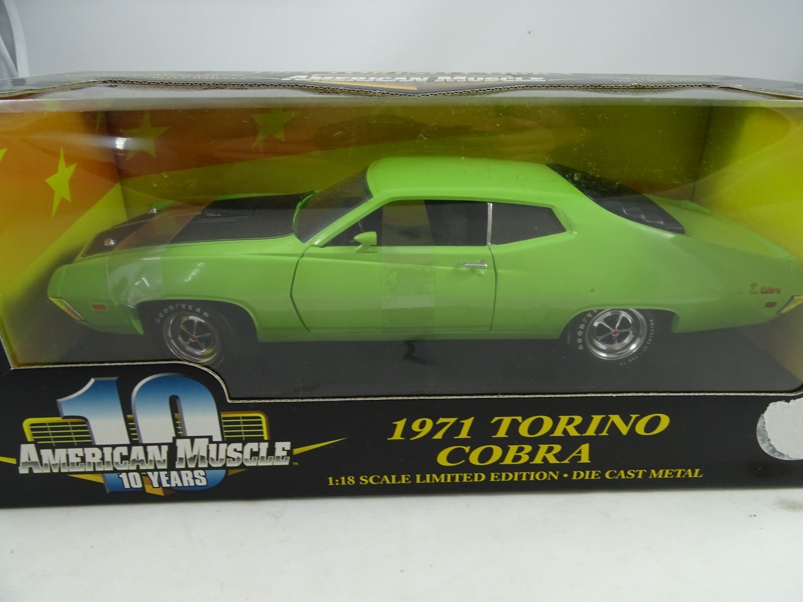 1 18 Ertl Torino cobra verde - Rare New Box 1 18 Ertl Torino cobra verde - Rare New Box