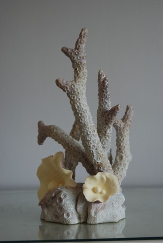 Aquarium Stunning Large Light Pink Coral Marine Orb Decoration 14 x 13 x 27 cms - Picture 3 of 5