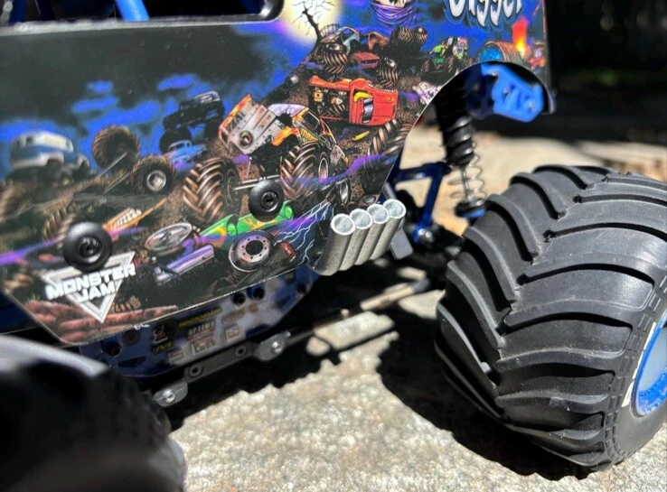 Mini escape mejorado Losi Lmt | Accesorios para coche de radiocontrol impresos en 3D Foto 2 de 4