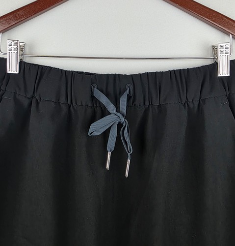 Falda sobre la marcha para mujer Lululemon *21" negra talla 8 - Imagen 3 de 9