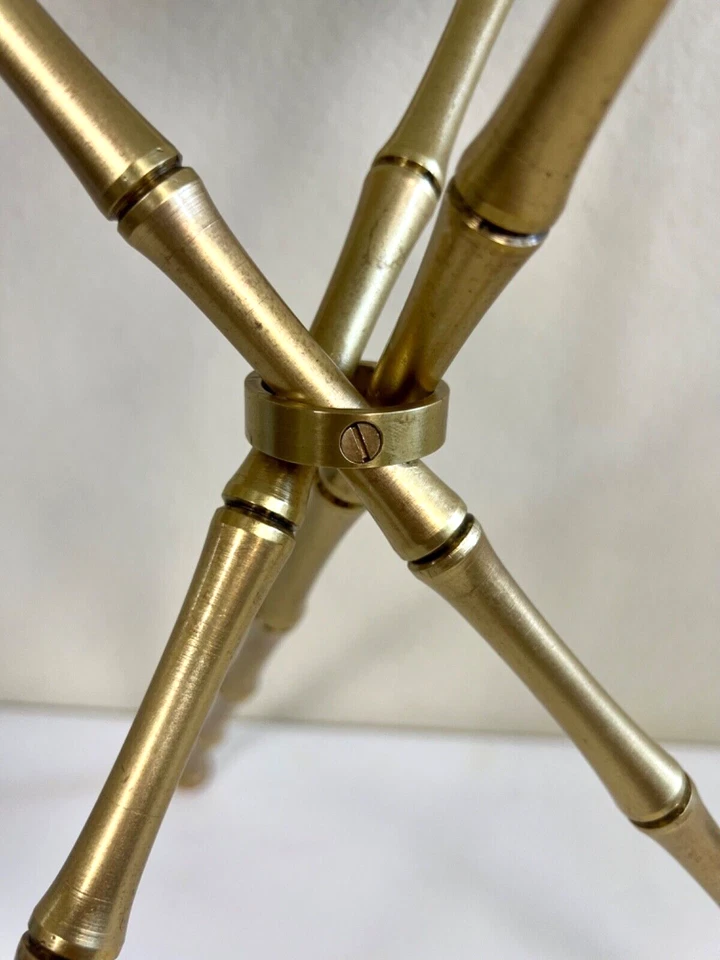 Mesa auxiliar trípode vintage de latón sintético bambú después de bagues Foto 4 de 4