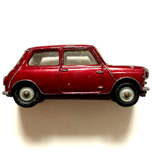 Corgi Toys 226 Morris Mini Minor Red 1:43 Model Car 1968 British Leyland England - Picture 2 of 8