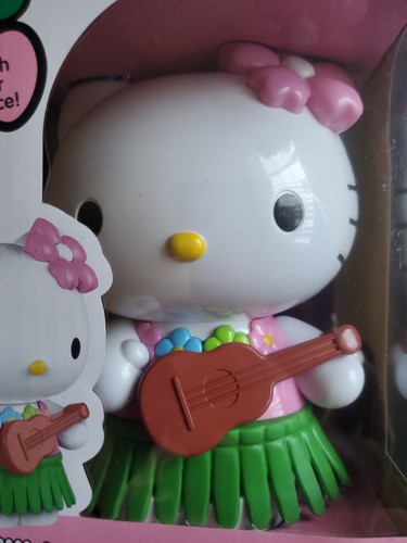 New! - Hello Kitty - Hula Dancing Figure 7"×5"×4" - Sanrio - 2024 - Hula Style - Picture 7 of 8