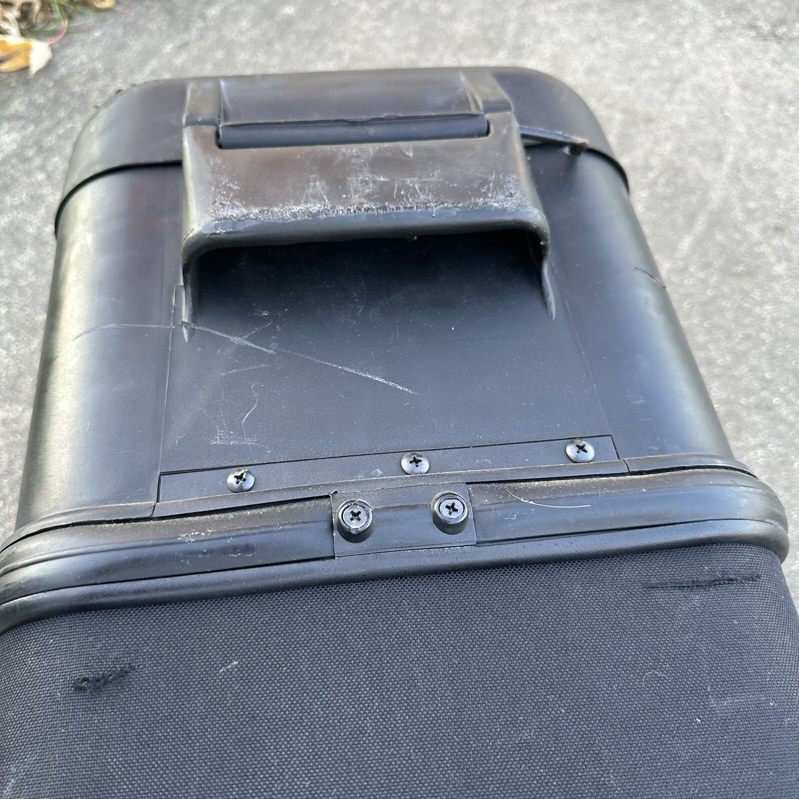 Ogio The RIG Ultimate Golf Bag Cart Wheeled Hard Shell Travel Case 46