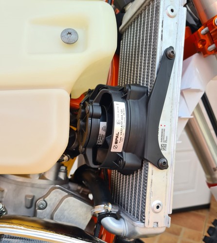 RADIATOR OEM FAN KTM HUSQVARNA GASGAS TBI 4 STROKE from YEAR 2023 MODEL 2024 - - Picture 3 of 11