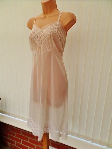 V43 VTG SIDROY 60'S ULTRA SHEER WHITE RUCHED NYLON SLIP CHEMISE 12/14 39" NWOT - Picture 4 of 13