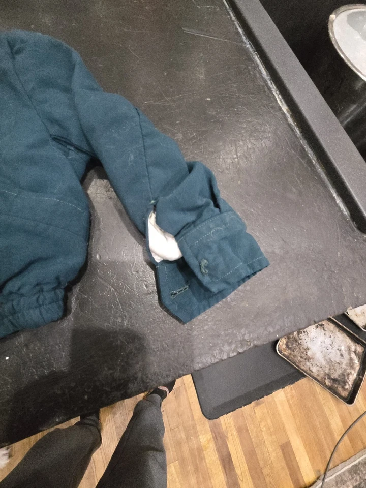 Vintage 1970 Vietnam Souvenir Tour Jacket Kids Saigon Dragon Sleeves Tiger 70s - Image 3 of 4