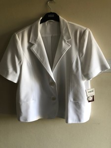 white jacket size 22