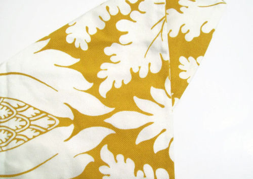NEW POTTERY BARN Damask Floral Pillow Cover Case Sham Honey Spring 24" Square - Picture 2 of 3