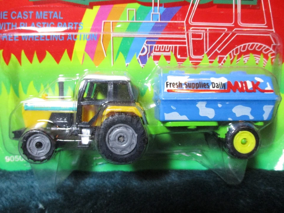 Yat Ming Road Tough Farm Tractor w/ Milk Tank Trailer Die Cast #9050B Nip - Image 2 of 3
